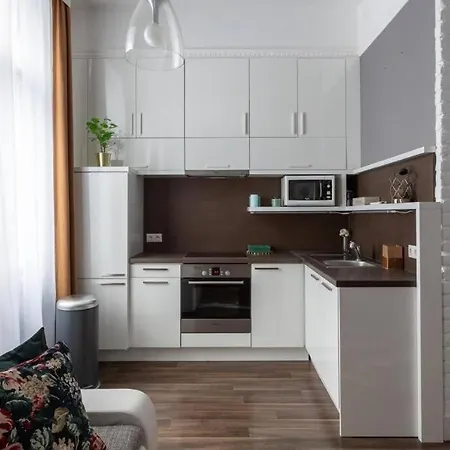 Chic, Captivating Space Near Opera House Apartament Budapeszt