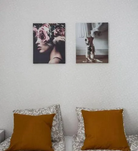 Daire Chic, Captivating Space Near Opera House *