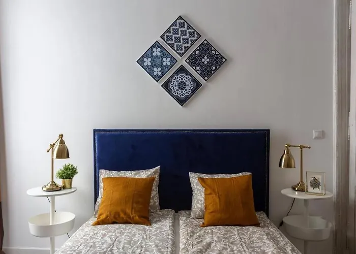 Daire Chic, Captivating Space Near Opera House *