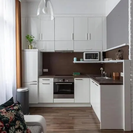 Apartman Chic, Captivating Space Near Opera House *