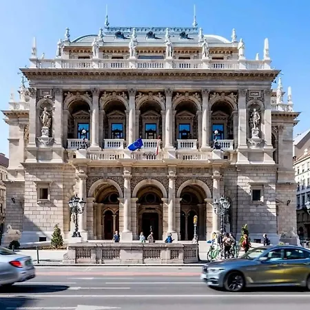Apartament Chic, Captivating Space Near Opera House Budapesta
