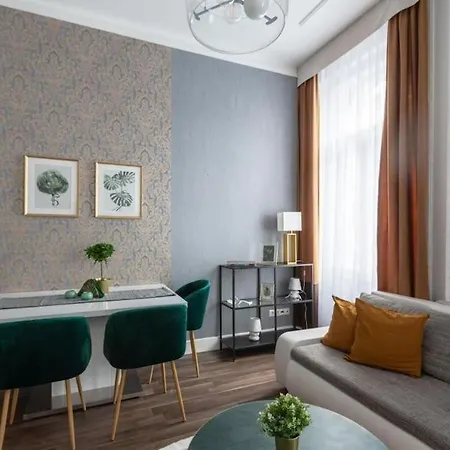 Chic, Captivating Space Near Opera House